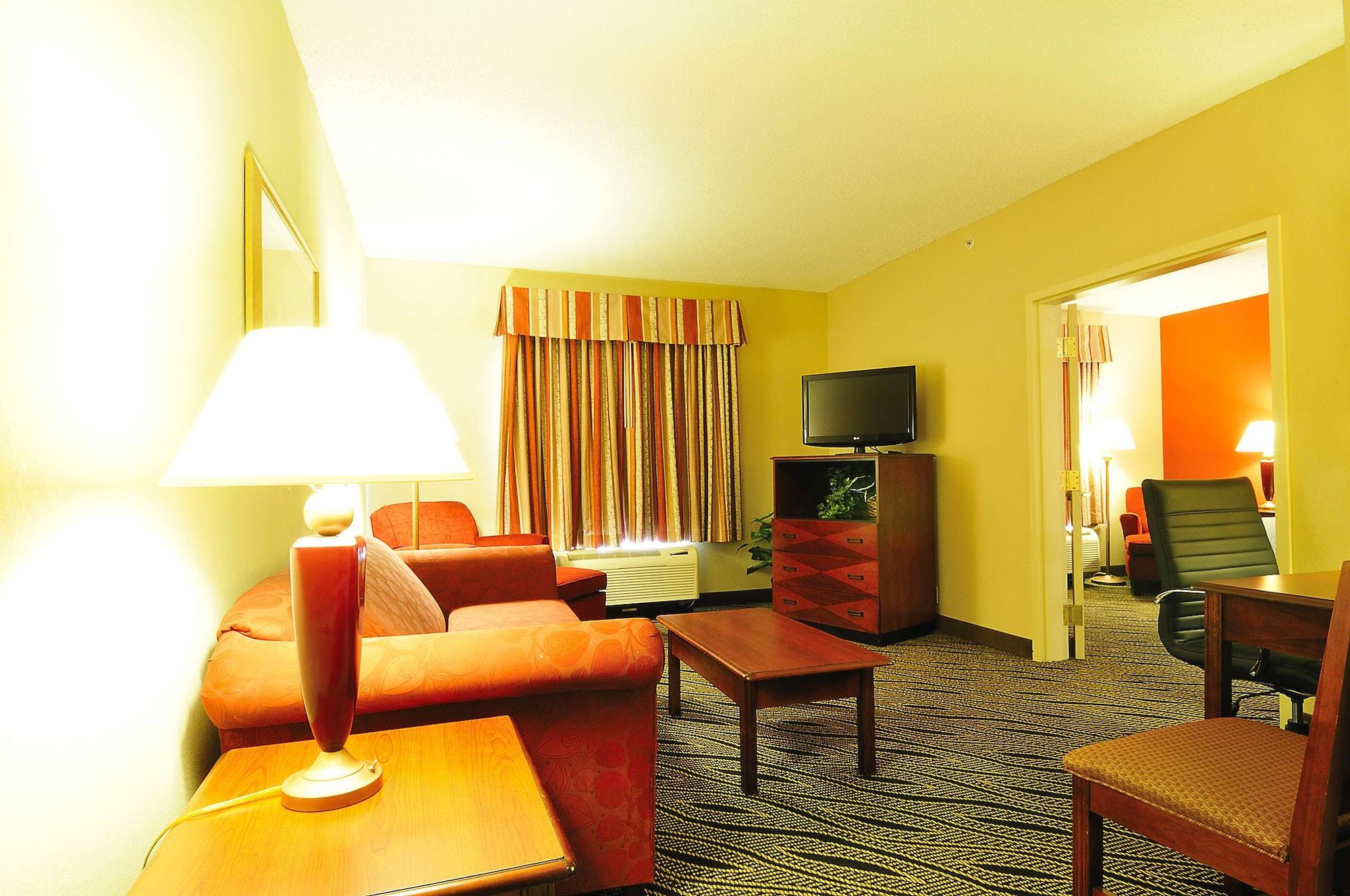 Hampton Inn Fayetteville Exterior photo
